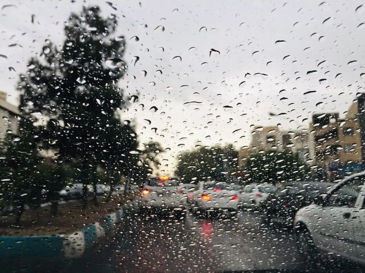 نخستین باران پاییزی در کرمانشاه + فیلم نخستین باران پاییزی در کرمانشاه + فیلم